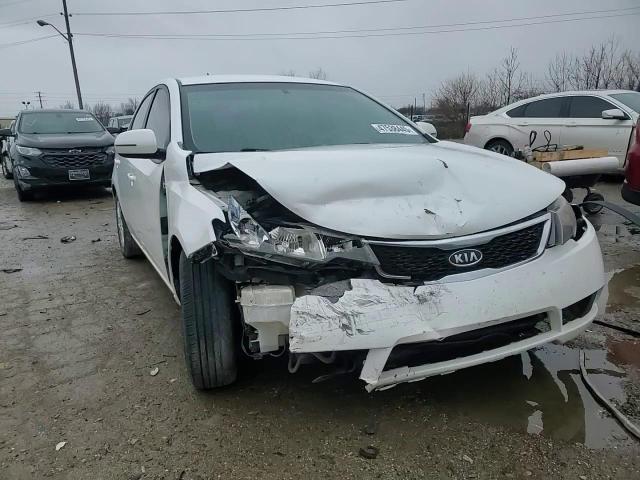 2013 Kia Forte - Image 10