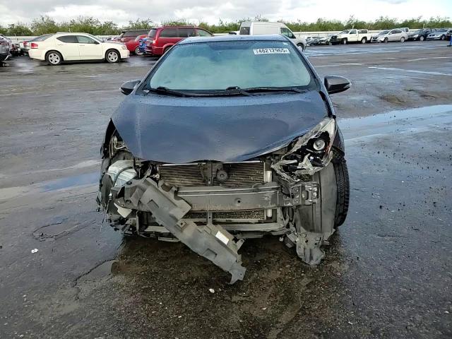 2016 Toyota Prius - Image 11