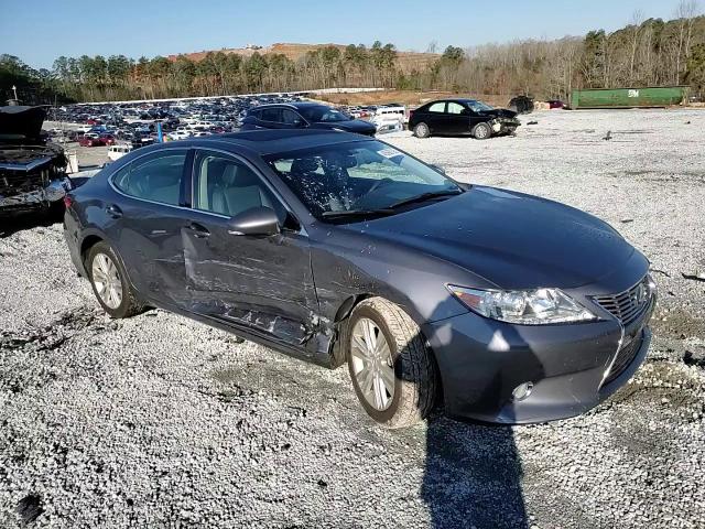 2014 Lexus ES - Image 10