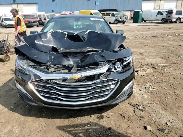 2022 Chevrolet Malibu - Image 10