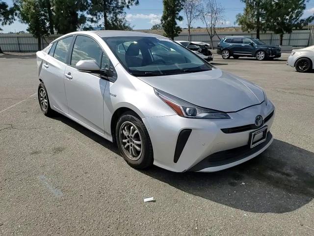 2020 Toyota Prius - Image 10