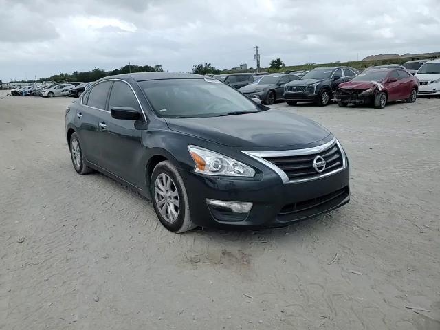 2014 Nissan Altima - Image 13