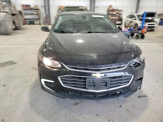 2017 Chevrolet Malibu - Image 11