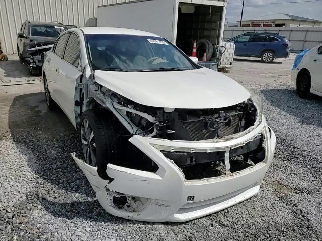 2015 Nissan Altima - Image 14