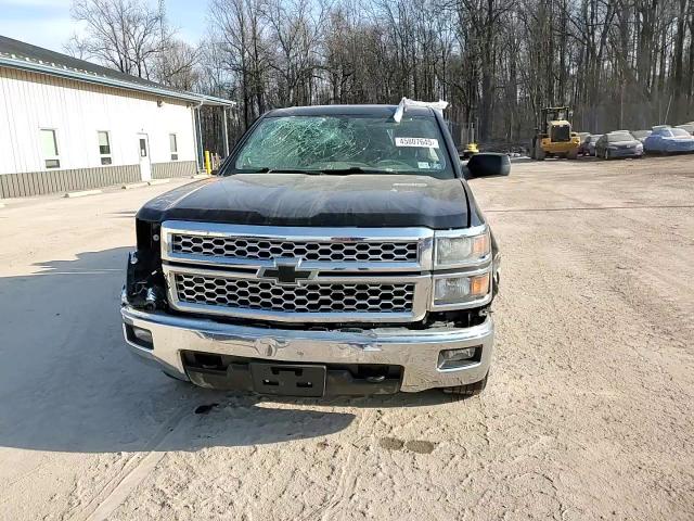 2015 Chevrolet Silverado - Image 13