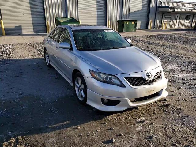 2010 Toyota Camry - Image 11