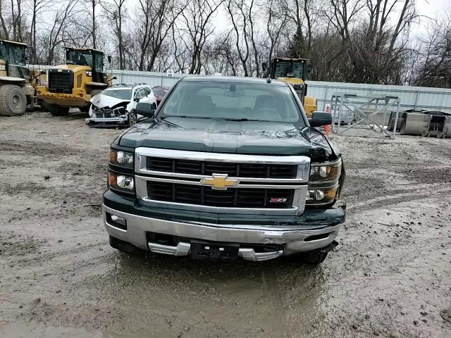 2015 Chevrolet Silverado - Image 13