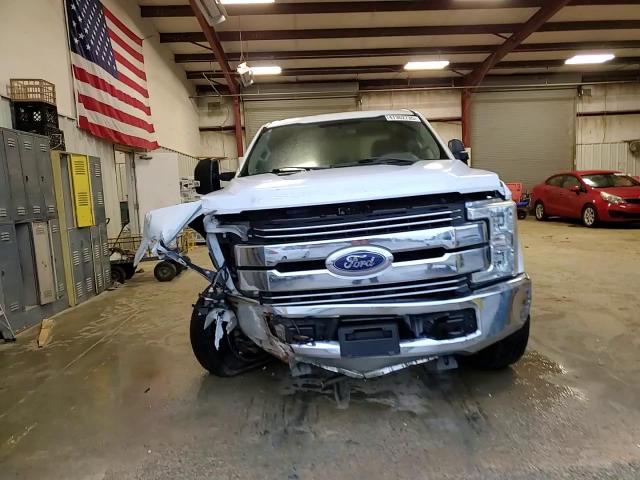 2017 Ford F250 - Image 11