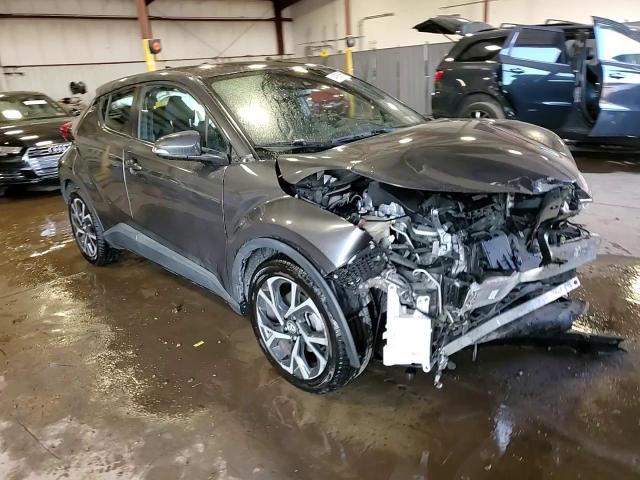 2018 Toyota C-HR - Image 15