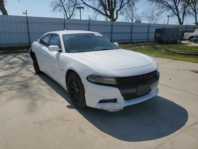 2017 Dodge Charger - Image 10