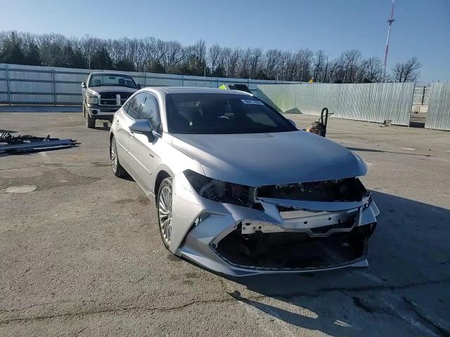2021 Toyota Avalon - Image 11