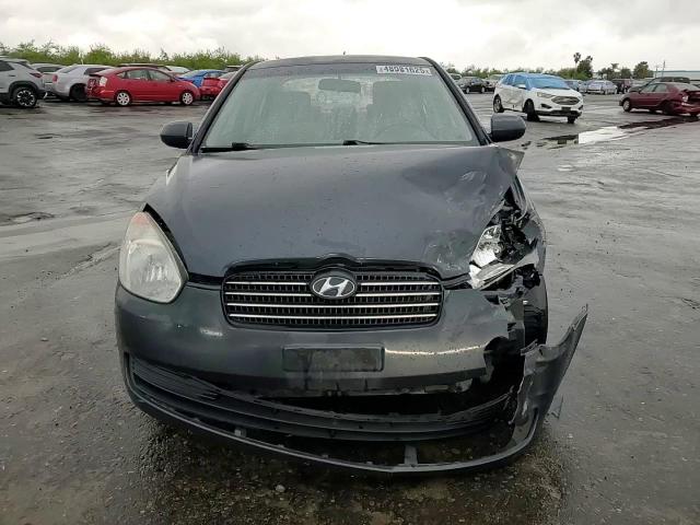 2011 Hyundai Accent - Image 11