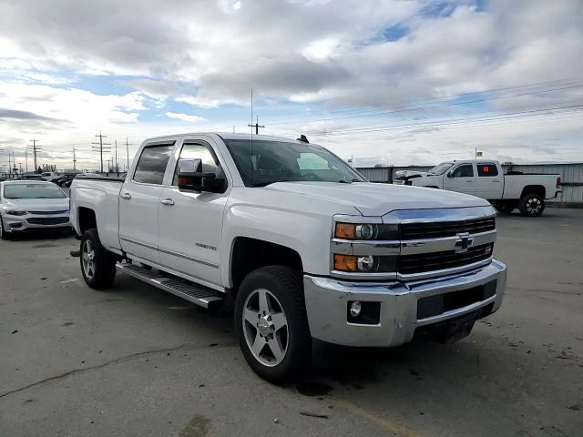 2017 Chevrolet Silverado - Image 11