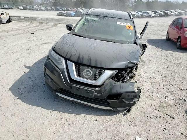 2017 Nissan Rogue - Image 12