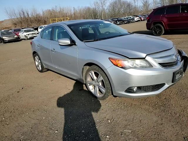 2013 Acura ILX - Image 10