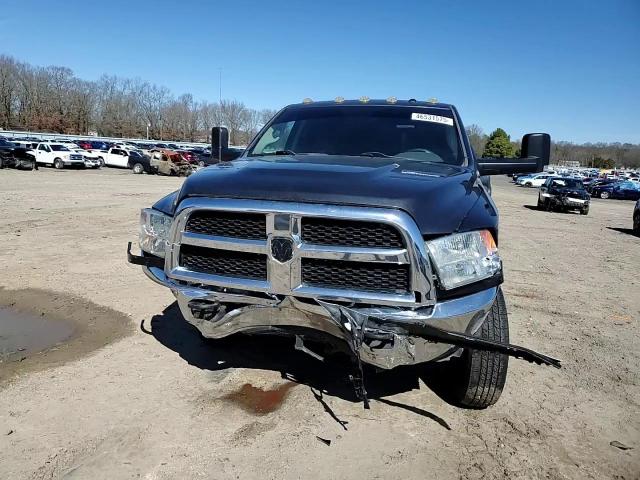 2016 RAM 3500 - Image 10