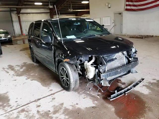 2016 Dodge Caravan - Image 12
