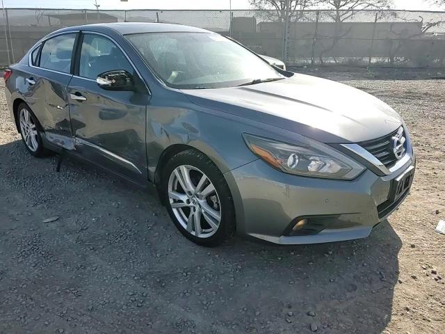 2016 Nissan Altima - Image 10