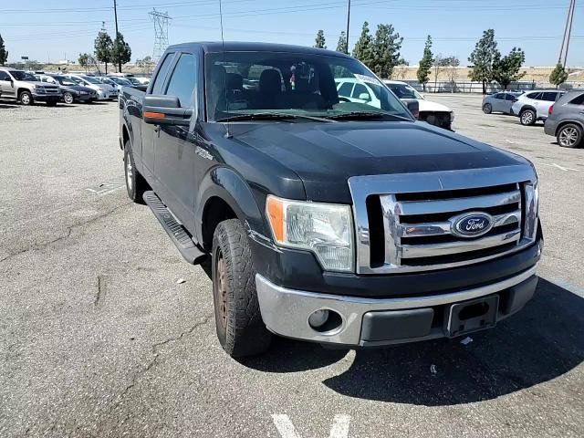 2011 Ford F-150 - Image 10