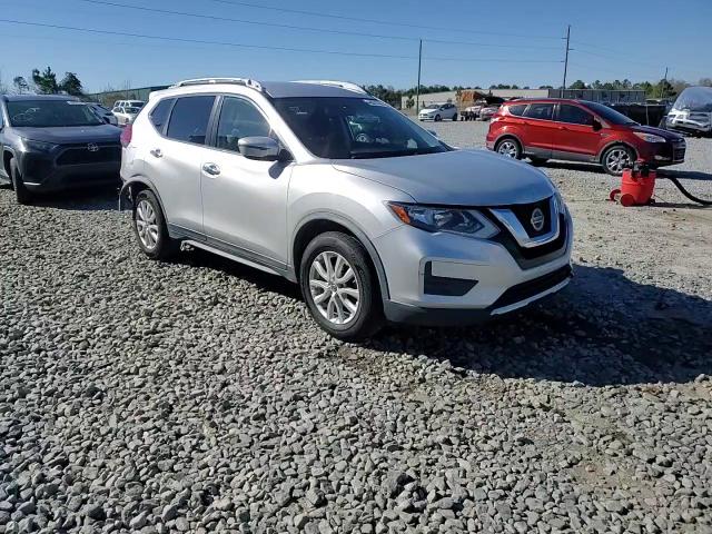 2018 Nissan Rogue - Image 15