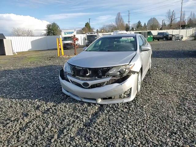 2014 Toyota Camry - Image 10