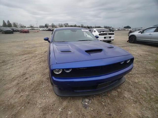 2021 Dodge Challenger - Image 10