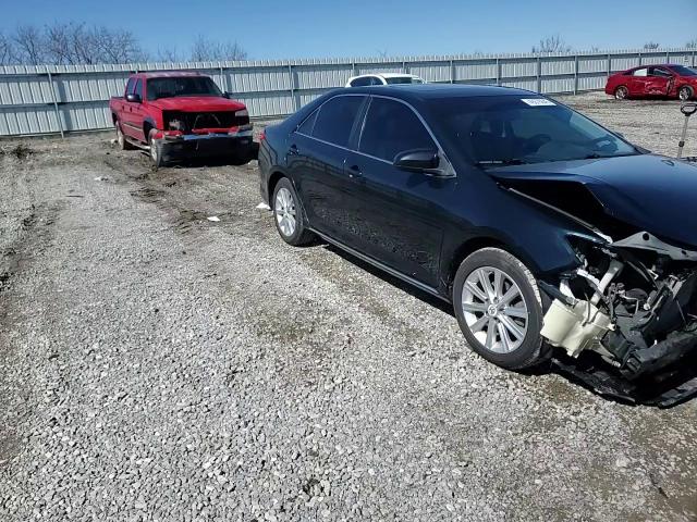 2013 Toyota Camry - Image 10