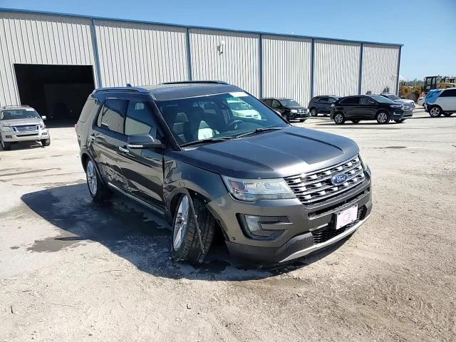 2016 Ford Explorer - Image 14