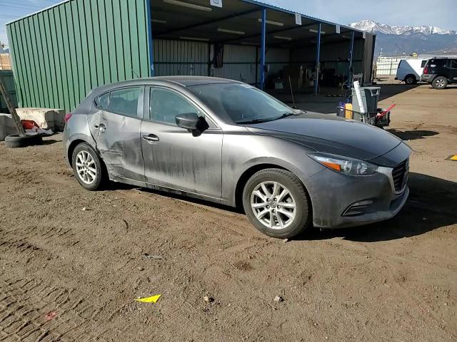 2017 Mazda 3 - Image 11