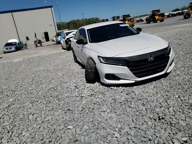 2022 Honda Accord - Image 13