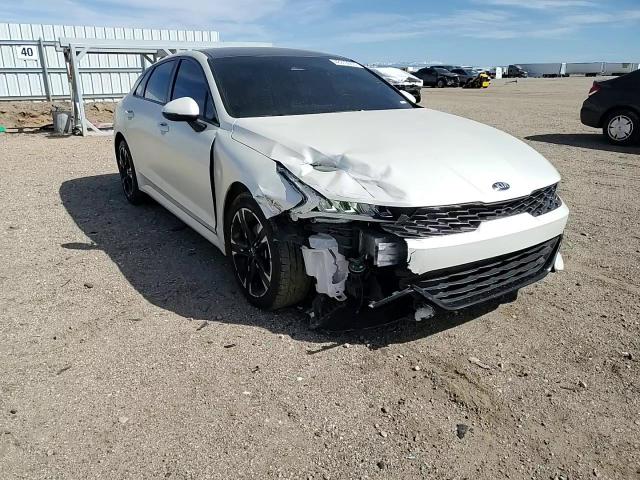 2021 Kia K5 - Image 11