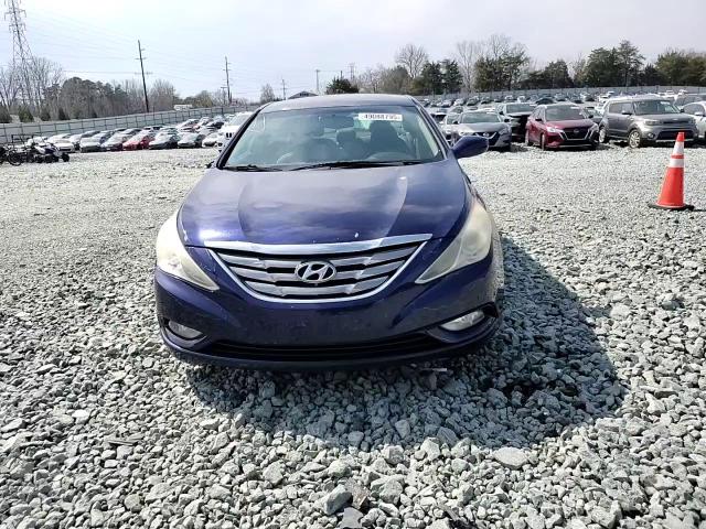 2012 Hyundai Sonata - Image 11