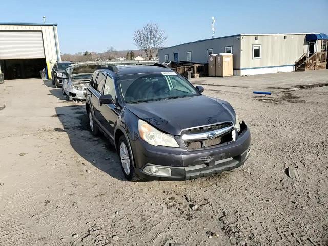 2011 Subaru Outback - Image 11