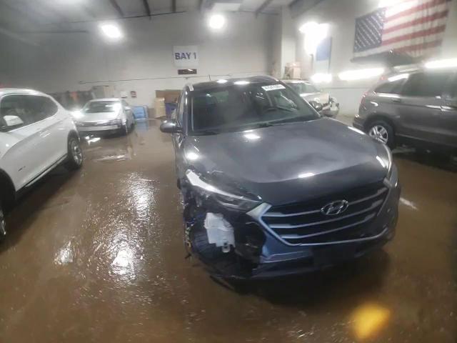 2017 Hyundai Tucson - Image 13