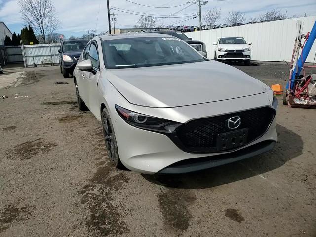 2022 Mazda 3 - Image 11
