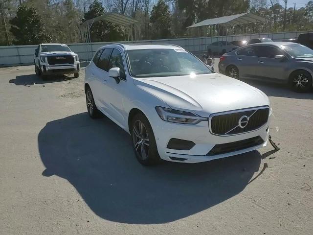 2018 Volvo XC60 - Image 12