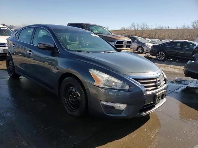 2013 Nissan Altima - Image 13