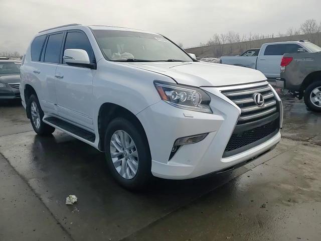 2018 Lexus GX - Image 15