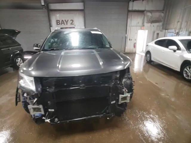 2017 Ford Explorer - Image 14