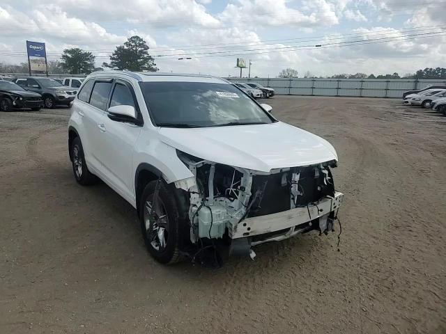 2017 Toyota Highlander - Image 12