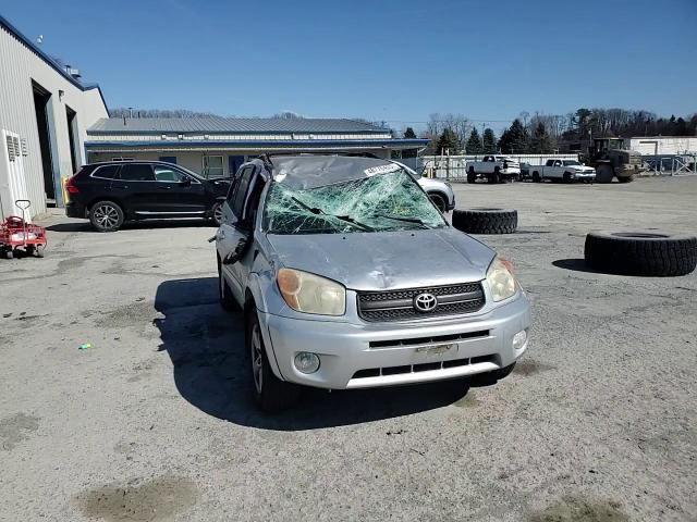 2004 Toyota RAV 4 - Image 11