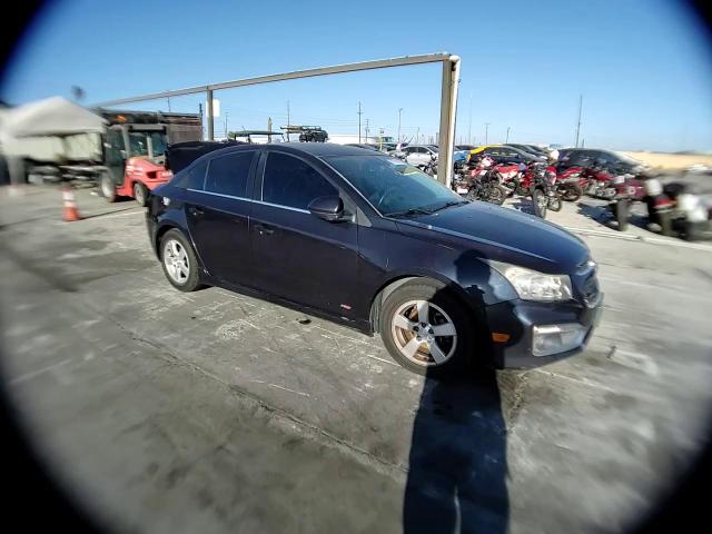2015 Chevrolet Cruze - Image 10