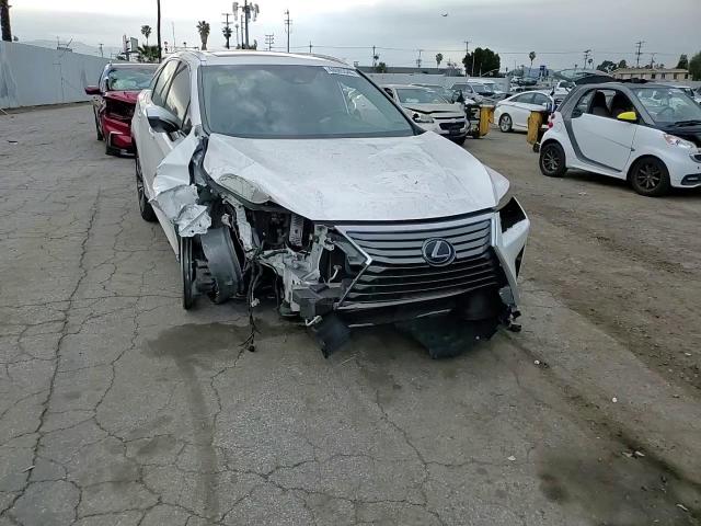 2019 Lexus RX - Image 11