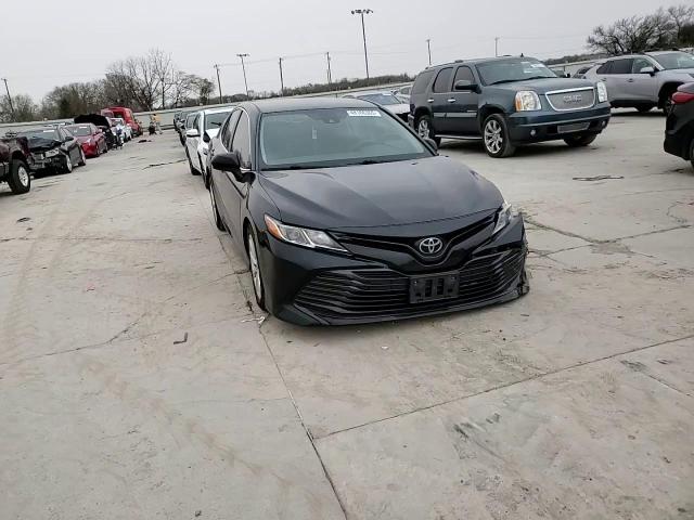 2018 Toyota Camry - Image 11