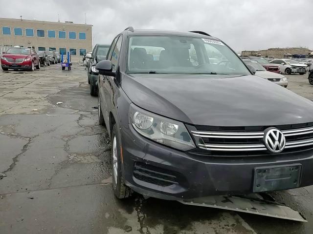 2016 Volkswagen Tiguan - Image 14
