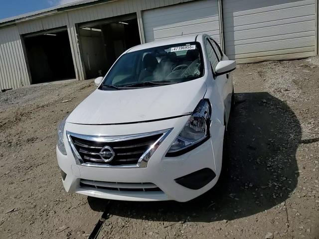2018 Nissan Versa - Image 14