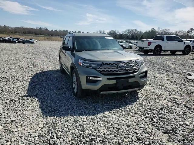 2020 Ford Explorer - Image 14