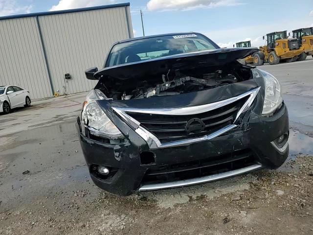 2017 Nissan Versa - Image 13