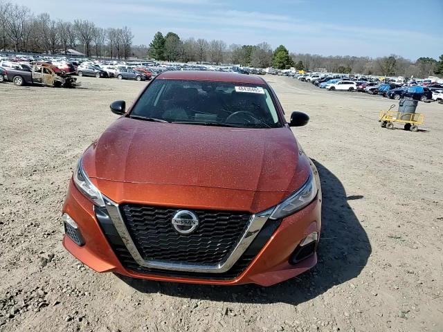 2020 Nissan Altima - Image 11