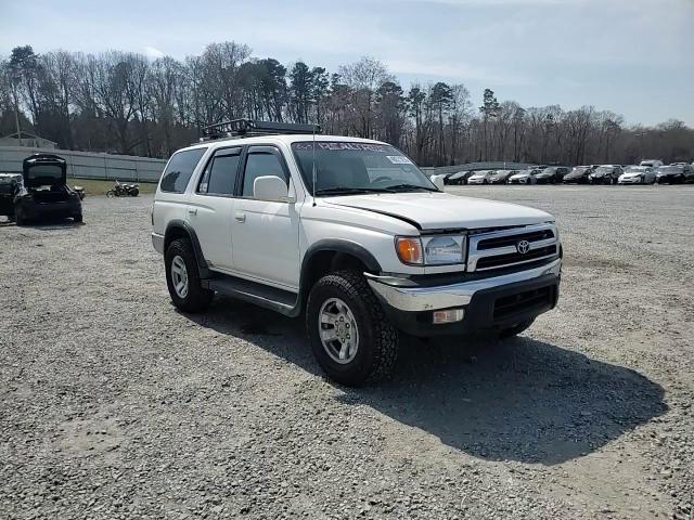 2000 Toyota 4Runner - Image 12